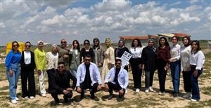 ASÜ’lü öğrencilerden İz Bırakan  Dokunuşlar Projesiyle örnek davranış