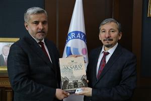 ASÜ’de İki Önemli Konferans Düzenlendi 