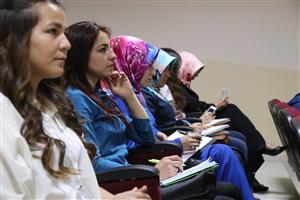 Eşitler Arasında Birinci Sırada TBMM Gelir 