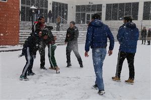 Kar Yağışı Şehirde Bereket Manasıyla Karşılık Buldu 