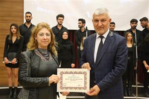 Güzel Sanatlar Öğrencilerinden 10 Kasım'a Özel Sergi ve Konser
