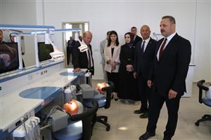 Diş Hekimliği Fakültesinde İşler Yüzde 80 Oranında Tamamlandı