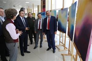 Resim ve Müzik Bölümleri Topluma Açılan Penceremizdir