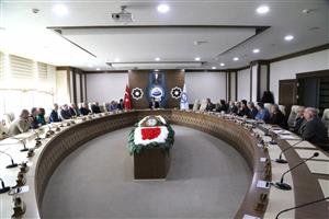 Rektör Arıbaş, Okul Sekreterleriyle Buluştu 