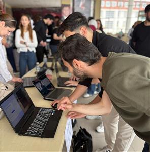 Veri ve Bilgi Güvenliği için uygulamalı 80 proje sergisine büyük ilgi