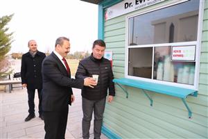 Belediye Kampüse Ücretsiz Çorba Evi ve Kuaför Salonu Açtı 