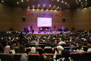 Final Sınavları Öncesi Moral Konseri Düzenlendi 