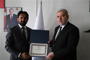 ASÜ, Şehrin Tüm Dinamikleriyle Uyum İçinde Çalışıyor 