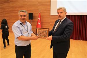 Araştır, Üret, Bilişimi Yönet
