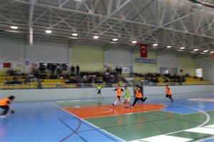 ASÜ Spor Şenlikleri yoğun katılımla başladı