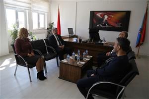 Şahin, Ortaokul Öğrencilerine Kitap Okumanın Önemini Anlattı  