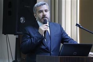 Eşitler Arasında Birinci Sırada TBMM Gelir 